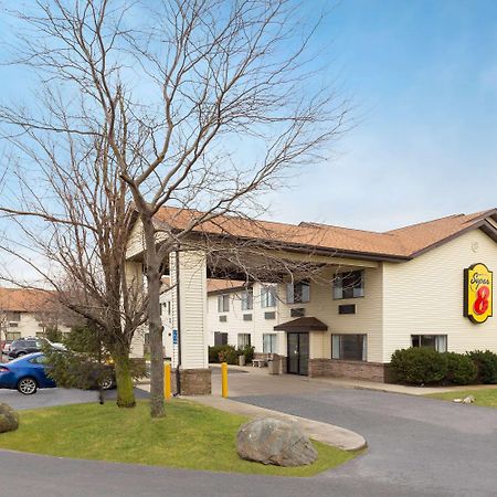 Super 8 By Wyndham Hebron Lowell Area Exteriér fotografie